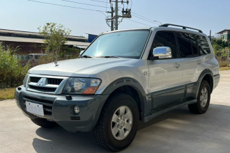 三菱 帕杰罗 2011款 V73 3.0L AT GLS