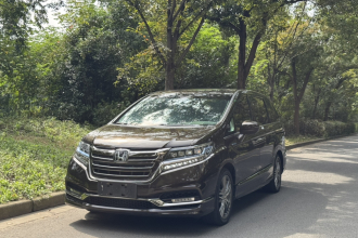 本田 艾力绅 2019款 2.0L 混动豪华版