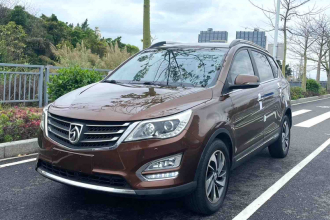 宝骏560 2015款 1.8L 手动豪华型