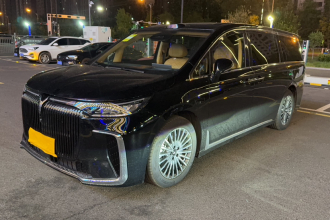 岚图汽车 岚图梦想家 2027款 PHEV 冠军版