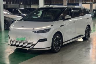 小鹏X9 2025款 纯电 740超长续航 Max