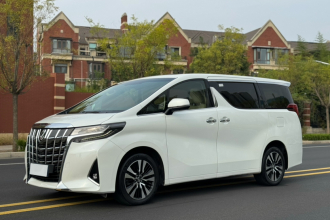 丰田 埃尔法 2018款 改款 3.5L 豪华版