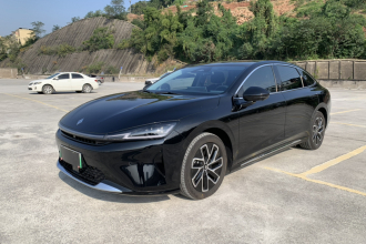 宝骏享境 2025款 插混 140km标准版