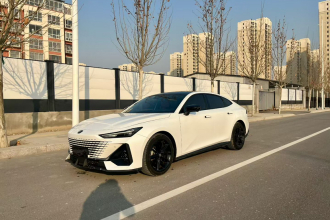 长安UNI-V 2022款 1.5T 尊贵型