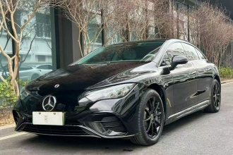 奔驰EQE 2022款 350 先锋版