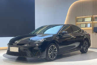 丰田 凯美瑞 2024款  双擎 2.0HG 尊贵版