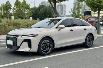 荣威M7 DMH 2025款 160km悦享版