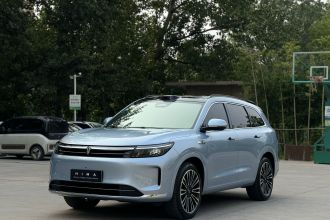 鸿蒙智行 问界M7 2024款 1.5T 智驾四驱Ultra版 5座