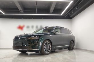 鸿蒙智行 问界M9 2025款 纯电 Ultra版 100kWh 6座版（192线激光雷达）