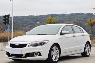 观致3 2014款 两厢 1.6T 自动致臻型