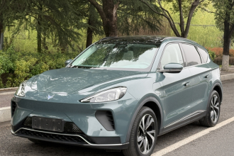 ARCFOX极狐 极狐 阿尔法T(ARCFOX αT) 2023款 480E 森林版 175kW