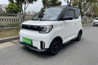 五菱汽车 宏光MINIEV 2022款 GAMEBOY 300km 玩咖款 磷酸铁锂