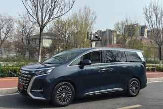 腾势D9 2024款 DM-i 980 四驱旗舰型