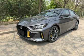 广汽传祺 影豹 2023款 270T DCT J15版