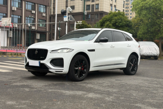 捷豹F-PACE 2022款 P250 R-Dynamic BLACK