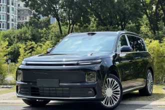 零跑汽车 零跑D19 2026款 增程500智尊版 六座