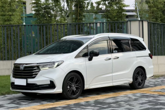 本田 奥德赛 2024款 2.0L e:HEV 锐·耀享版