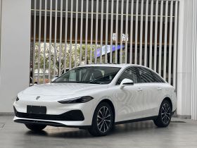 荣威D7 2025款 DMH 125km 世界冠军版