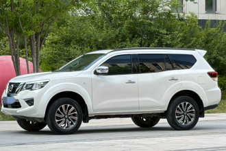 日产 途达 2020款 2.5L XL Upper 自动两驱豪华版