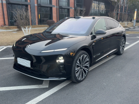 蔚来ET9 2025款 102kWh 签名版