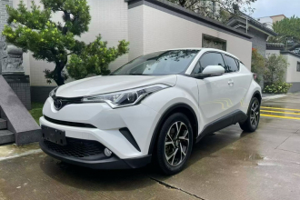 丰田C-HR 2020款 2.0L 领先版