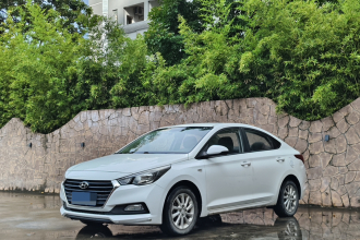 现代 悦纳 2016款 1.4L 手动炫酷版GLS