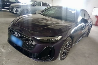 奥迪A5L 2026款 2.0T 运动版 Plus