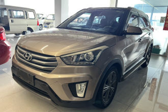北京现代ix25 2015款 2.0L 自动两驱智能型GLS