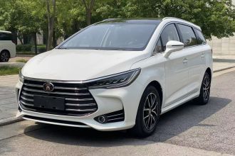 比亚迪 宋MAX 2017款 1.5T 自动智联精英型 7座