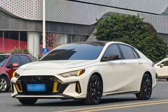 广汽传祺 影豹 2021款 270T DCT J15版