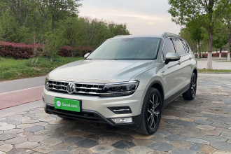 大众 途观L 2017款 330TSI 自动两驱旗舰版