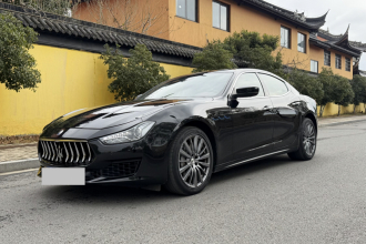 玛莎拉蒂 Ghibli 2021款 2.0T 锋芒版