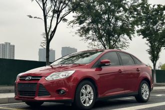 福特 福克斯 2012款 三厢 1.6L 自动舒适型