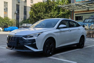东风风神 奕炫 2025款 1.5L 自动豪华型