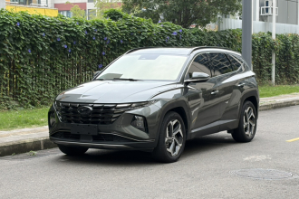 现代 2023款 途胜L 1.5T 自动两驱LUX尊贵版