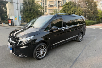 奔驰 威霆 2016款 2.0T 商务版