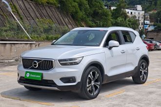 沃尔沃XC40 2020款 T4 四驱智雅豪华版