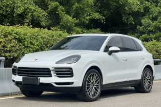 保时捷 Cayenne新能源 2023款 Cayenne E-Hybrid 2.0T 铂金版