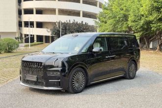 极氪009 2024款 六座行政版四驱 108kWh