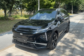 吉利银河 银河L7 2025款 EM-i 115km 探索版
