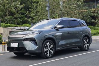 比亚迪 唐L 2025款 EV 670KM激光雷达尊享型