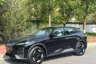 深蓝汽车 深蓝S07 2023款 S7i 620Max纯电版