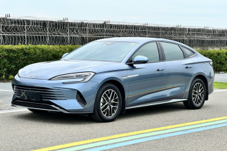 比亚迪 海豹07 DM-i 2025款 DM-i 1.5L 70km 精英型