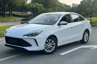 荣威i5 2026款 1.5L CVT豪华版
