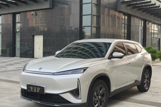 东风风神 风神L7新能源 2025款 518畅享型冠军版