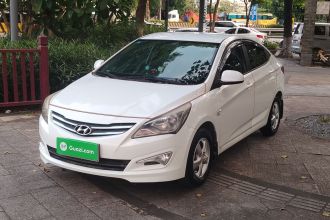 现代 瑞纳 2016款 1.4L 手动智能型GLS