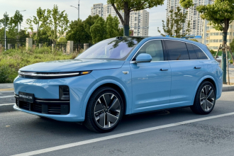 理想汽车 理想L7 2025款 Max 智能焕新版