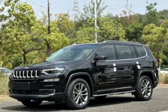 Jeep 大指挥官 2018款 2.0T 四驱臻享版 国V