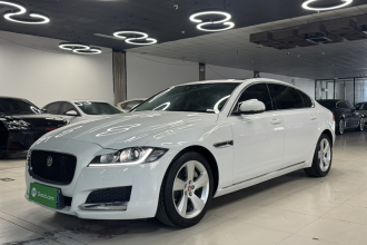 捷豹XFL 2018款 XFL 2.0T 200PS 精英版