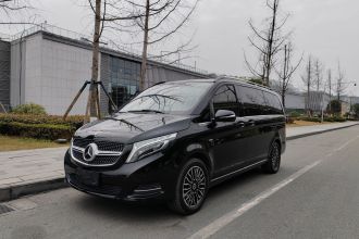 奔驰V级 2018款 V 260 尊贵版 国VI